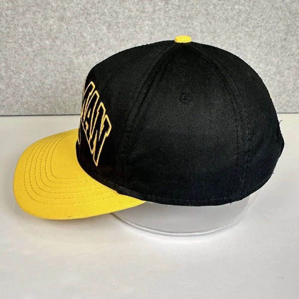 Batman The Dark Knight Hat Cap Youth Snapback Yellow‎ Black